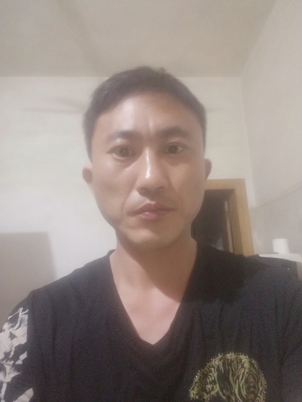 真爱无悔的第一张照片--邯郸相亲服务中心