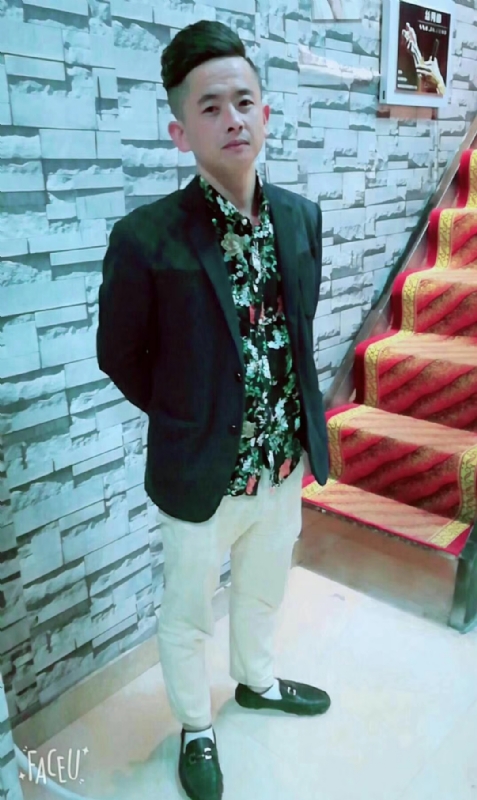 男人三十而立的第一张照片--邯郸相亲服务中心
