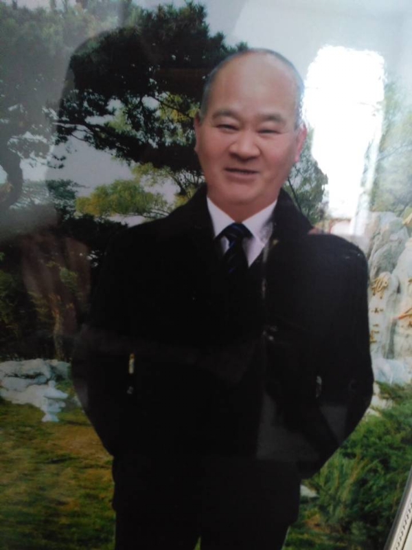 老方丈的第一张照片--邯郸相亲服务中心