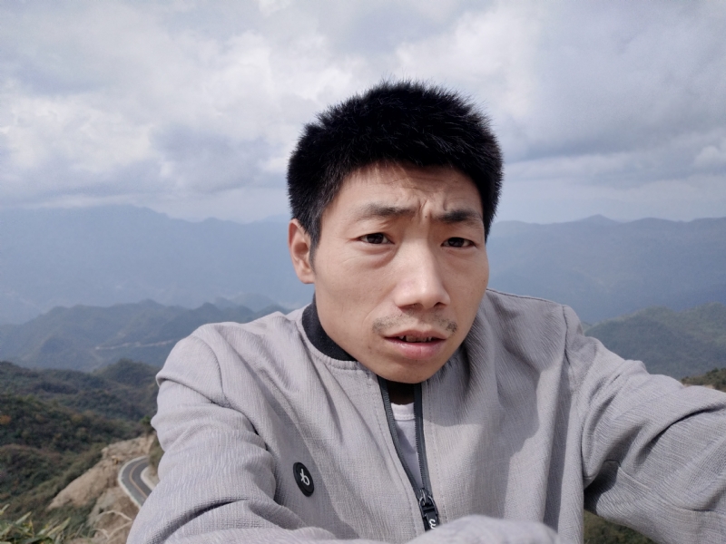 向后半生奋斗的第一张照片--邯郸相亲服务中心