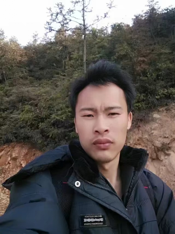 高富帅的第一张照片--邯郸相亲服务中心