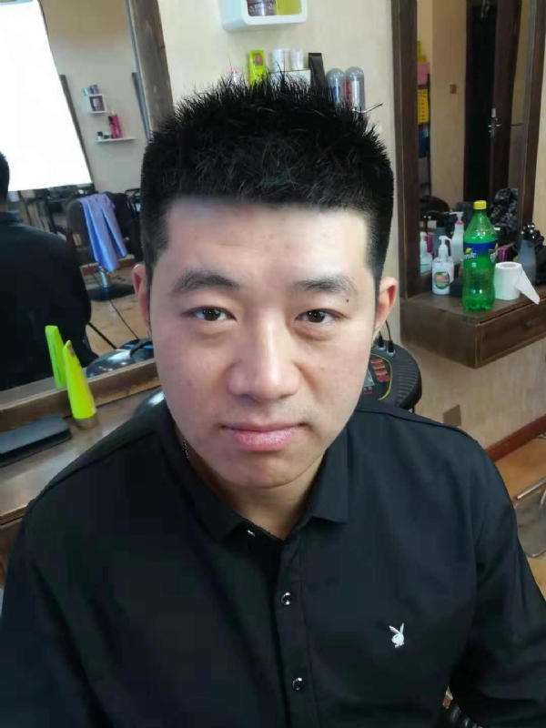 丹东风雨的第一张照片--邯郸相亲服务中心