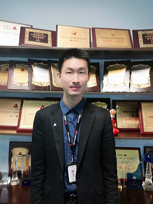 魔都青年的第一张照片--邯郸相亲服务中心