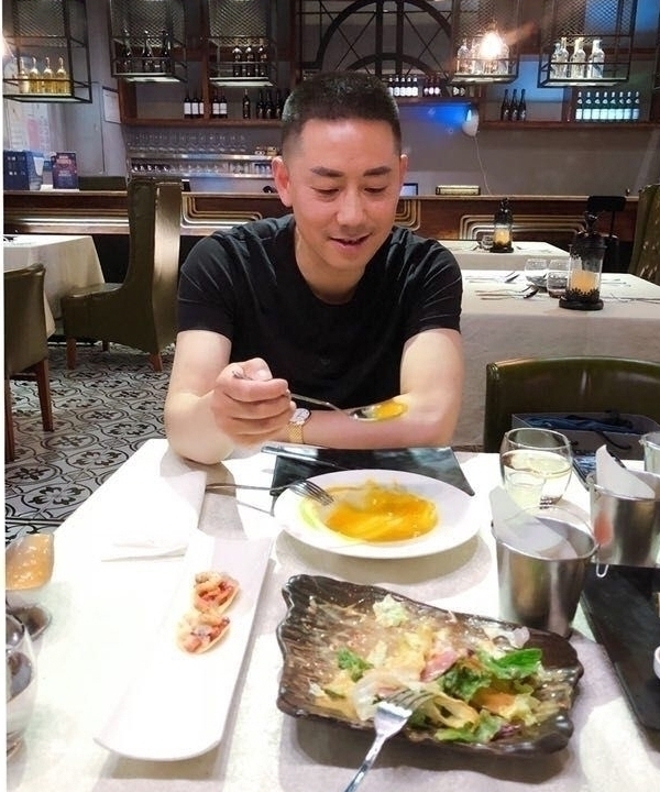 空空如也的第一张照片--邯郸相亲服务中心