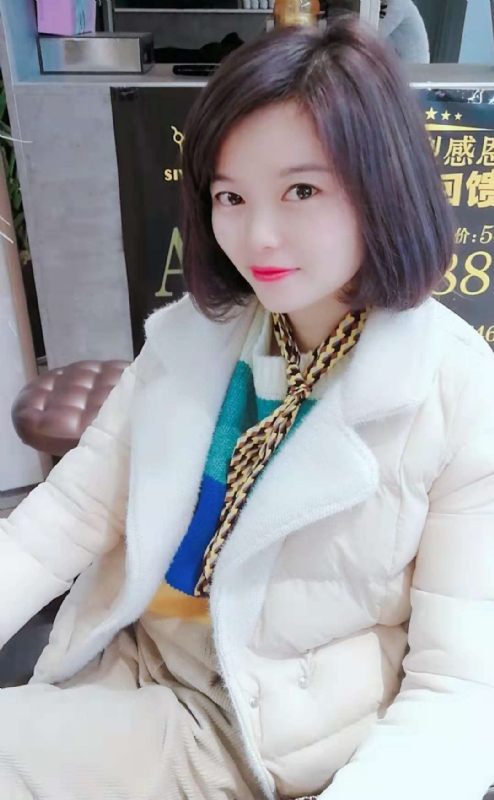 认真的雪的第一张照片--邯郸相亲服务中心
