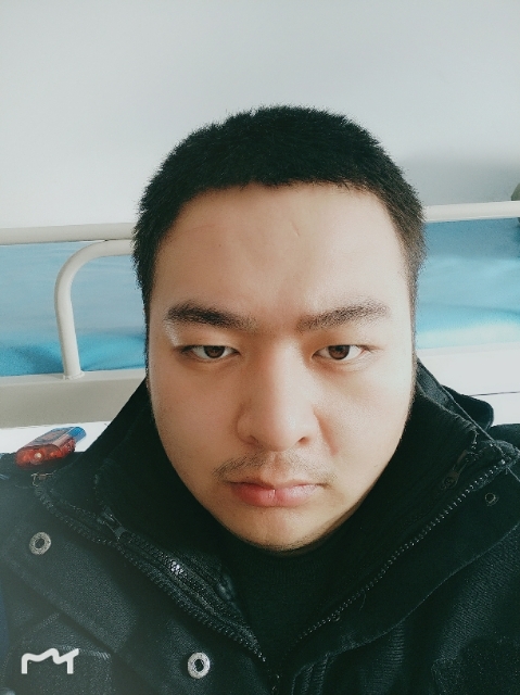 负重前行的第一张照片--邯郸相亲服务中心
