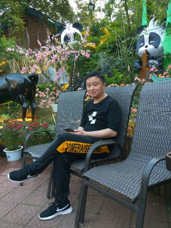 想家的第一张照片--邯郸相亲服务中心