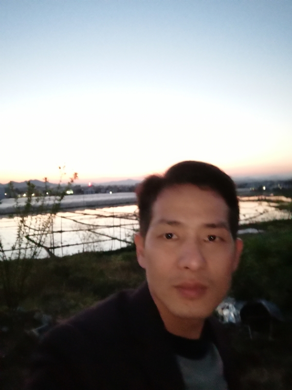 不忘初心的第一张照片--邯郸相亲服务中心