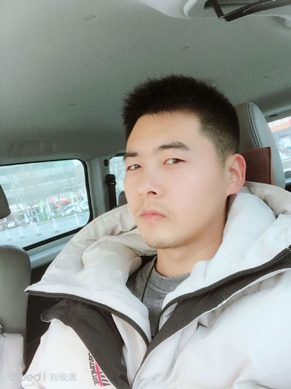 爱尽千帆的第一张照片--邯郸相亲服务中心