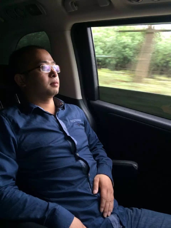 世界那么大的第三张照片--邯郸相亲服务中心