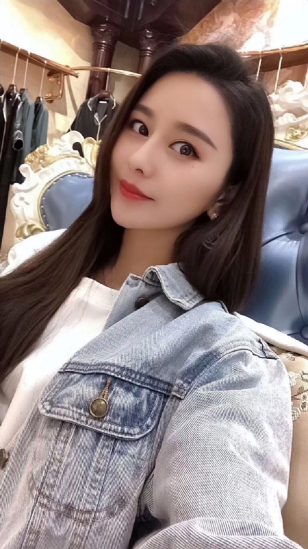李珊珊的第一张照片--邯郸相亲服务中心