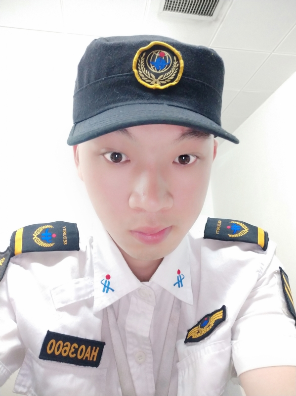 龙龙的第一张照片--邯郸相亲服务中心