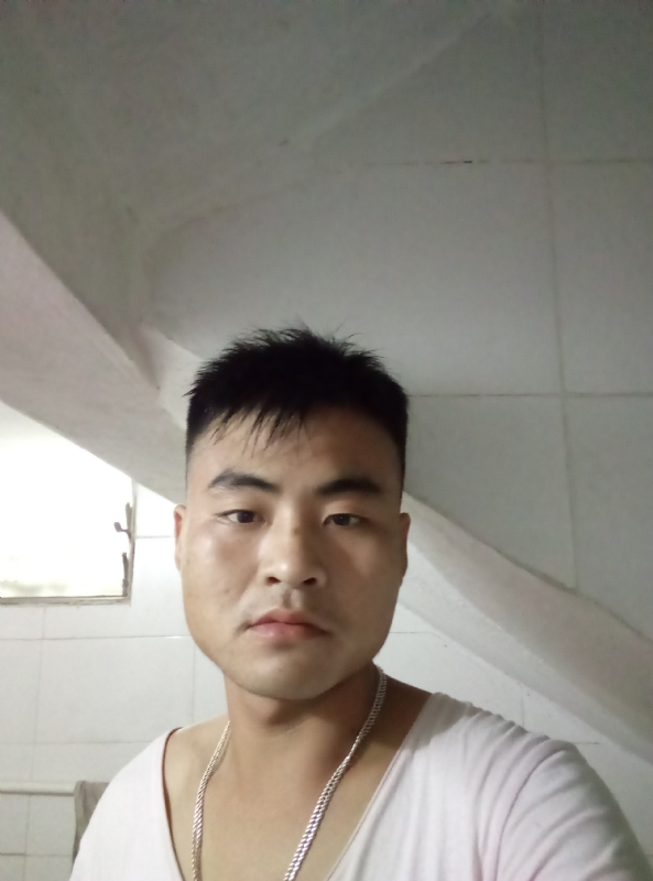 落叶知秋的第一张照片--邯郸相亲服务中心