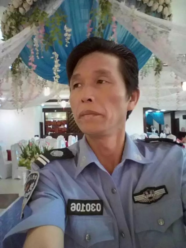 卧窗听雨的第二张照片--邯郸相亲服务中心