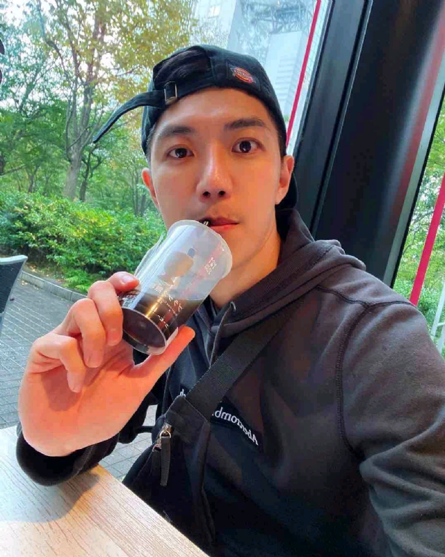 苏天奇的第一张照片--邯郸相亲服务中心
