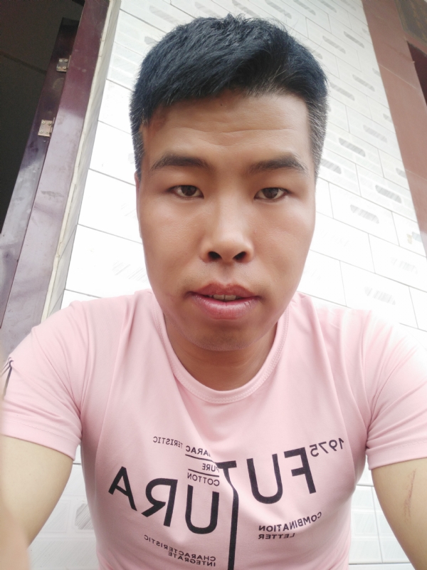 守护爱情的第一张照片--邯郸相亲服务中心