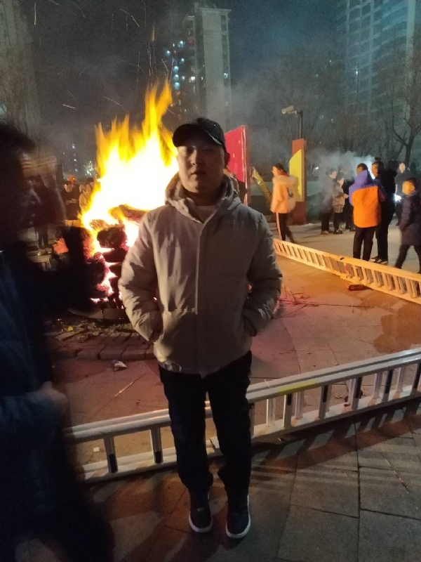 爱情里的俩个人的第二张照片--邯郸相亲服务中心