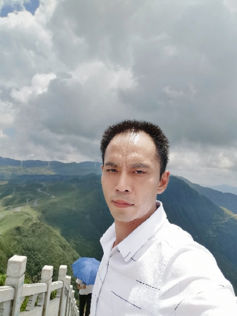 LXZ的第一张照片--邯郸相亲服务中心