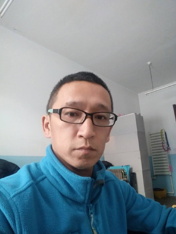 晓峰的第三张照片--邯郸相亲服务中心