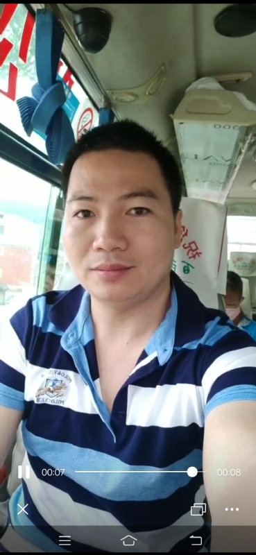恋人未满的第一张照片--邯郸相亲服务中心