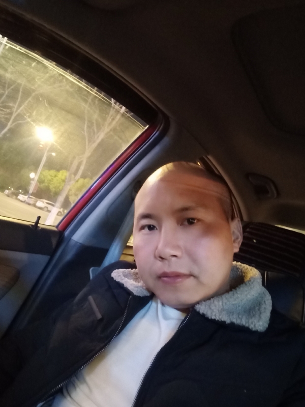 平平淡淡的第一张照片--邯郸相亲服务中心