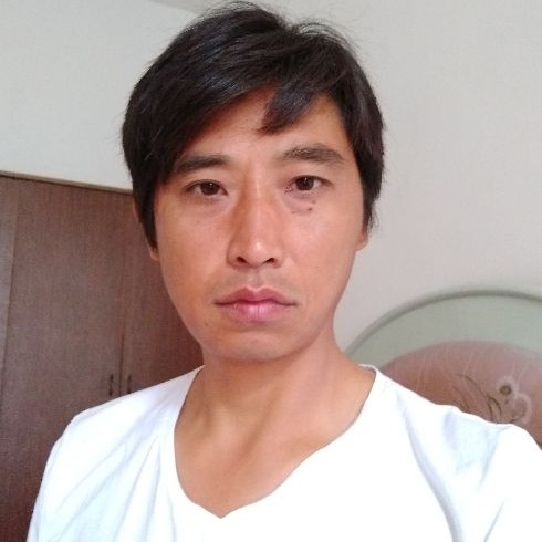 莞尔一笑的第一张照片--邯郸相亲服务中心