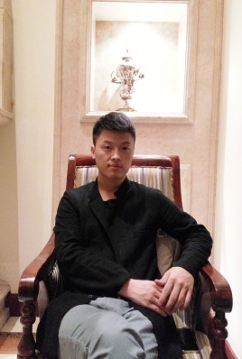 制片人杨亚林的第一张照片--邯郸相亲服务中心
