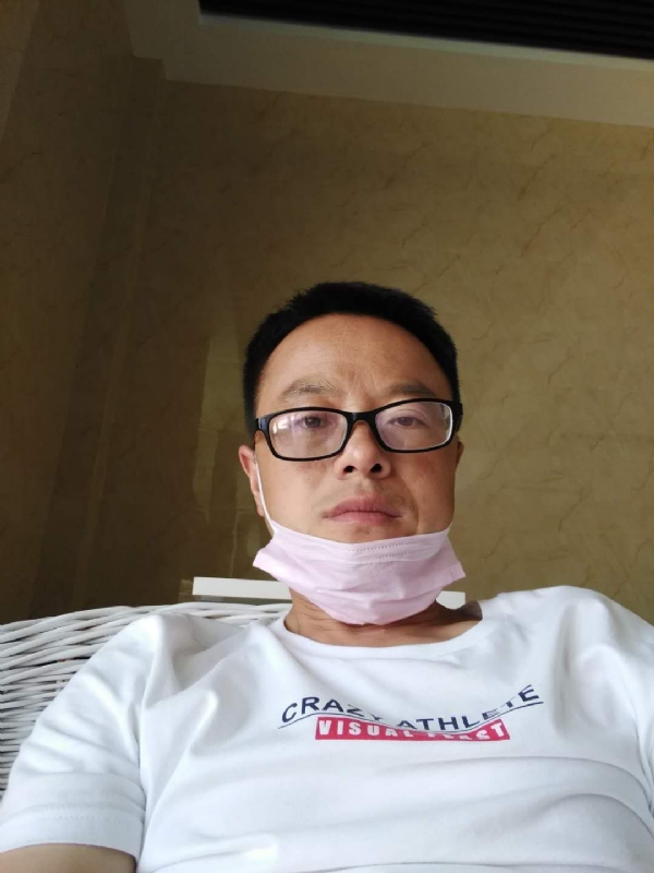 小马奔腾的第一张照片--邯郸相亲服务中心