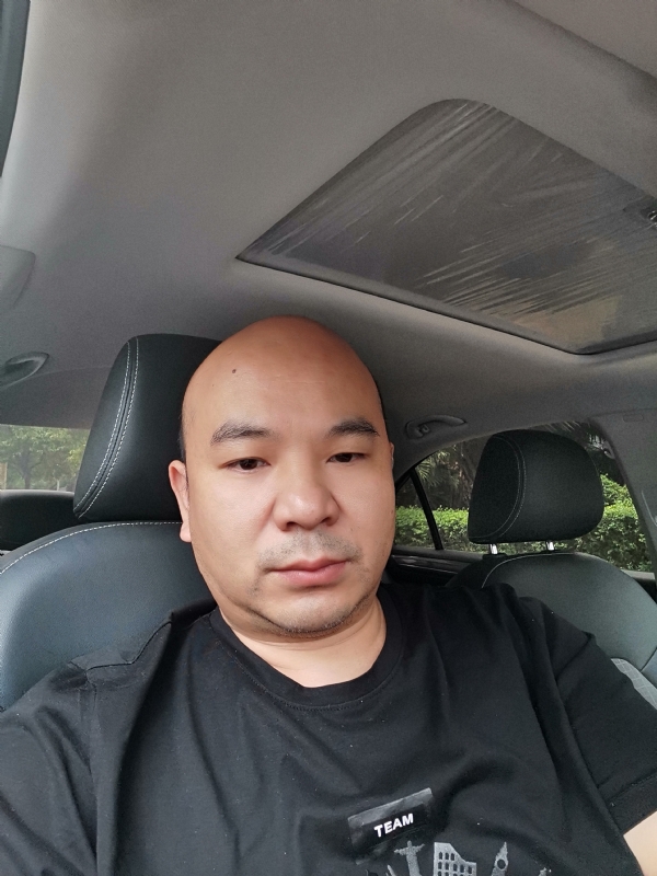 爷们已经老了的第一张照片--邯郸相亲服务中心