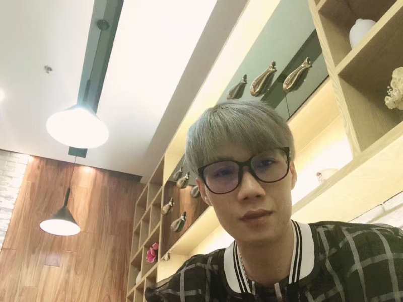 黄峰的第一张照片--邯郸相亲服务中心