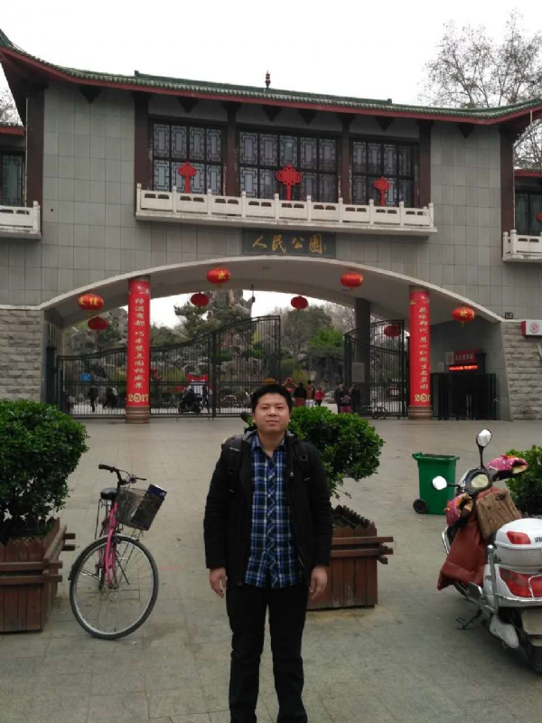 在奋斗的第四张照片--邯郸相亲服务中心