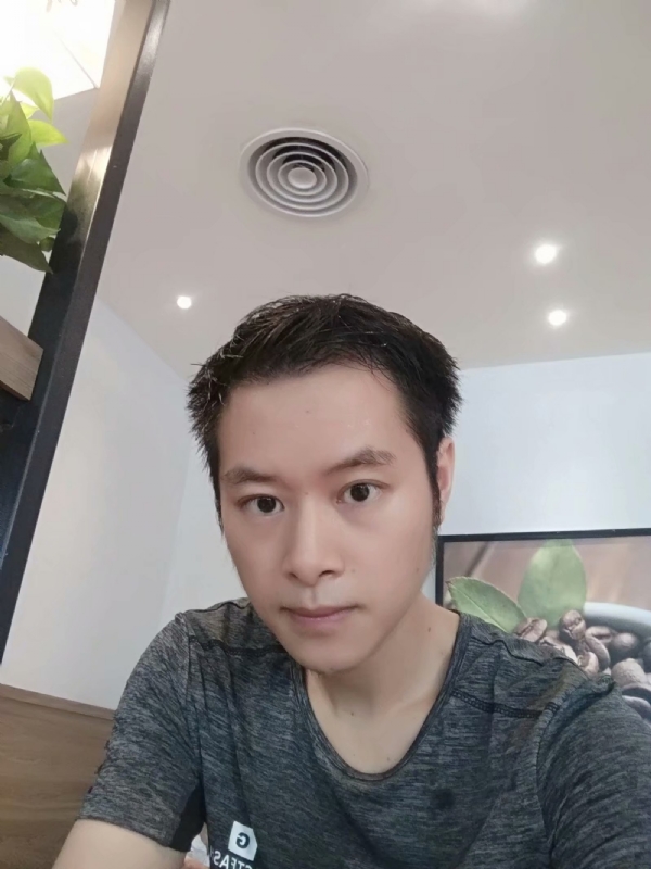 期待缘分的第一张照片--邯郸相亲服务中心