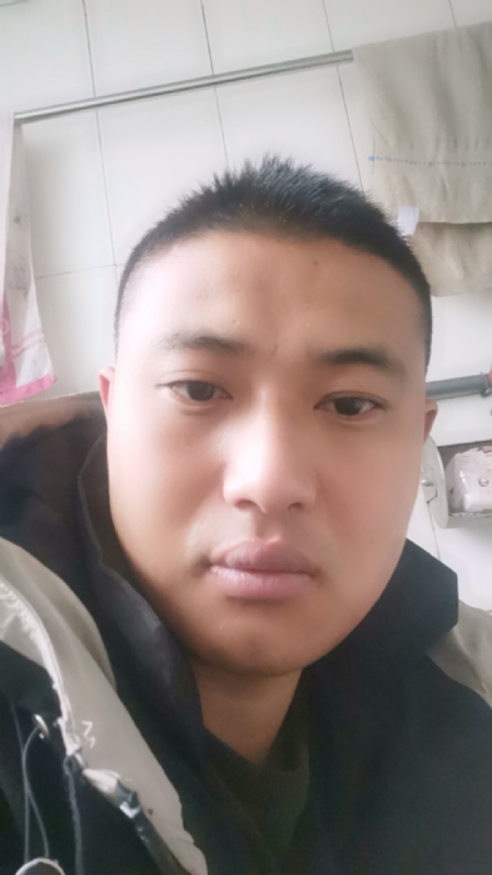 烟花再美不过瞬间的第一张照片--邯郸相亲服务中心