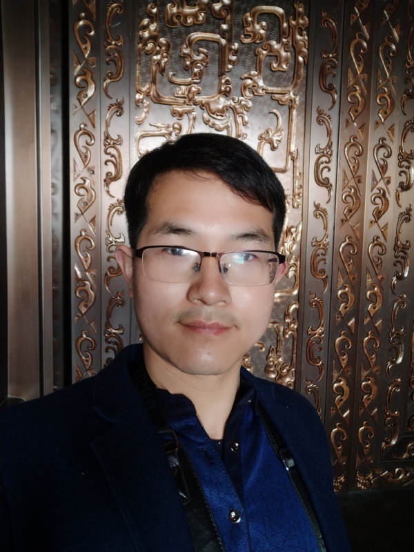 鹏鸟的第一张照片--邯郸相亲服务中心