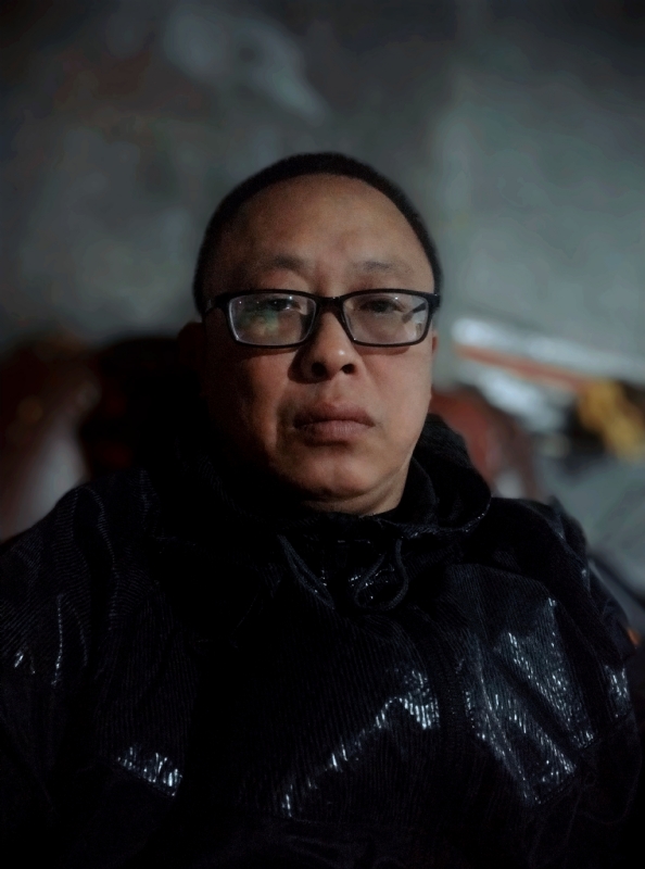 不要激动的第三张照片--邯郸相亲服务中心