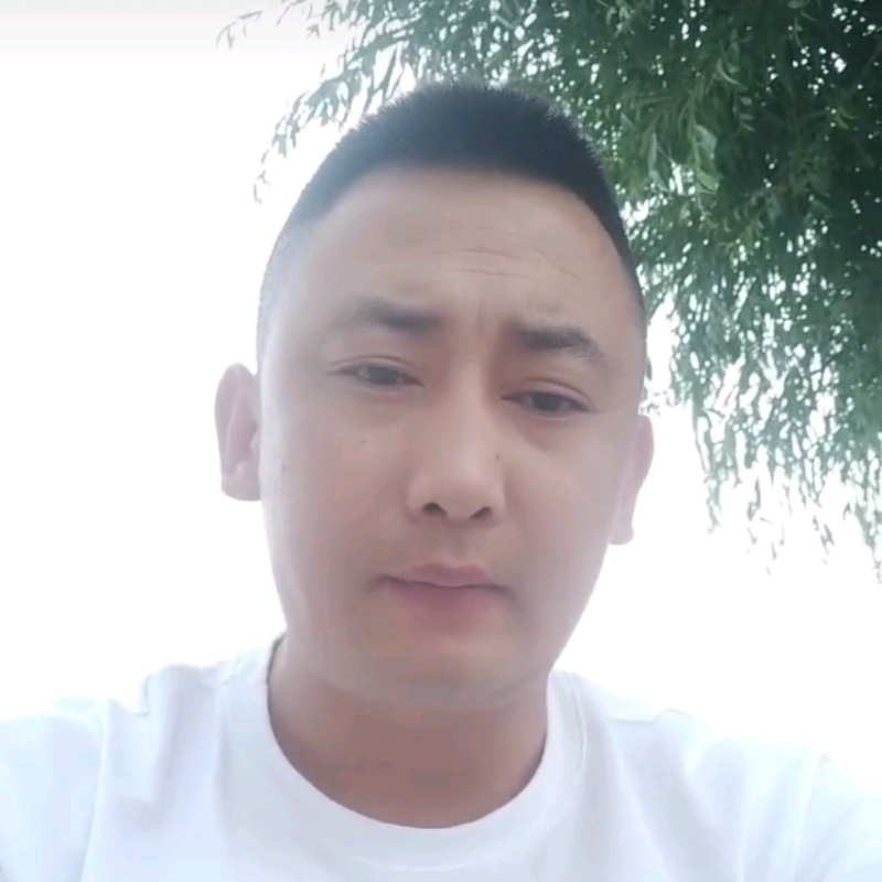 潇洒的第一张照片--邯郸相亲服务中心
