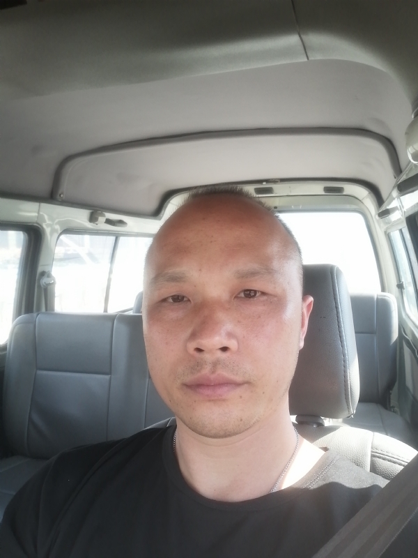 新旺丁的第一张照片--邯郸相亲服务中心
