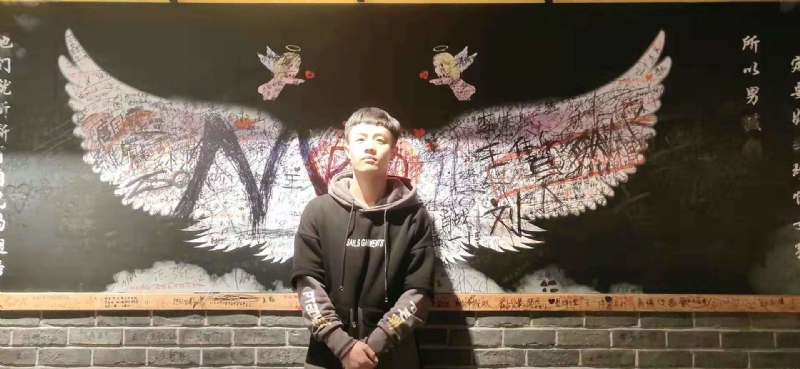 水彩画师的第一张照片--邯郸相亲服务中心