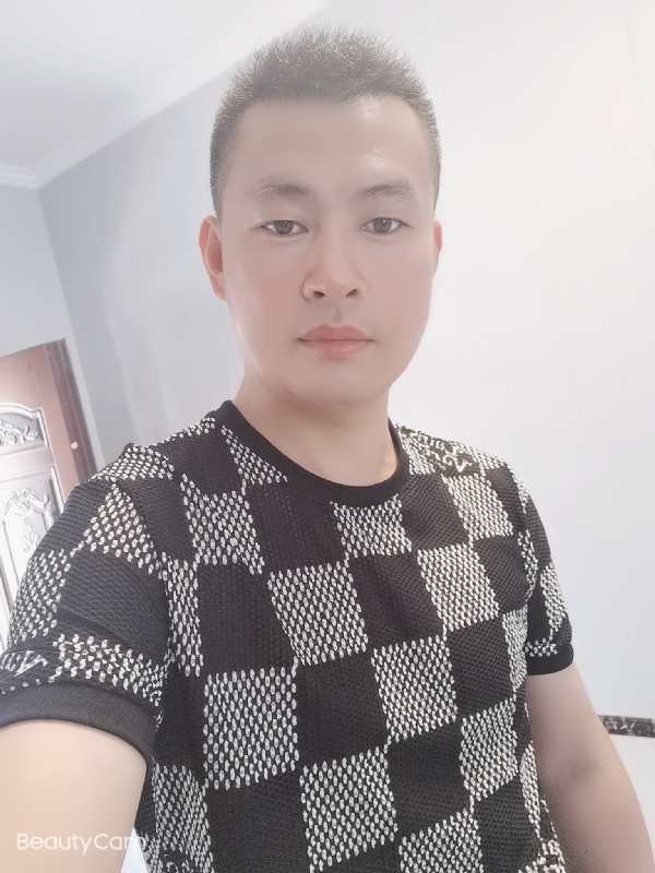 快乐无罪的第一张照片--邯郸相亲服务中心