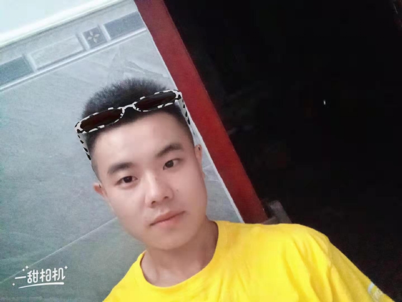 建国90周年的学渣的第一张照片--邯郸相亲服务中心