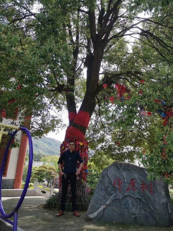 霸气的第一张照片--邯郸相亲服务中心