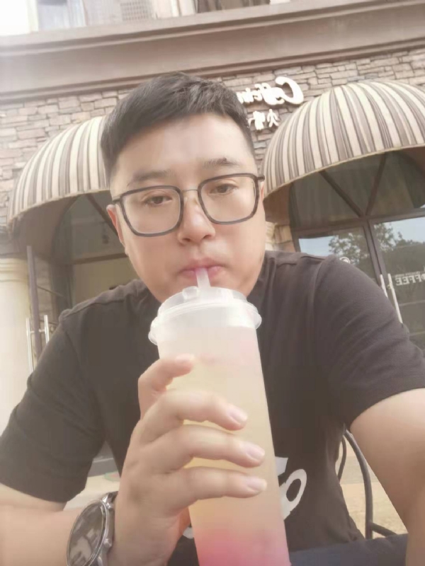 半旧情怀的第一张照片--邯郸相亲服务中心
