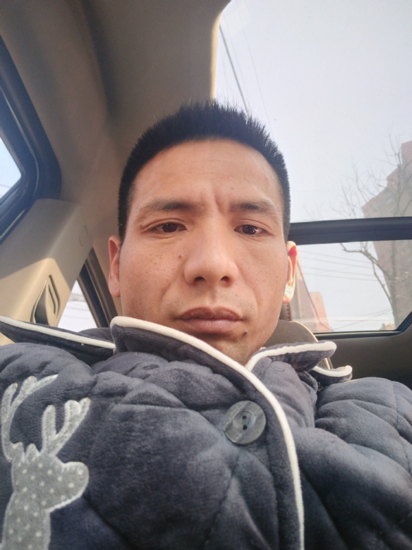 青春不长在的第一张照片--邯郸相亲服务中心