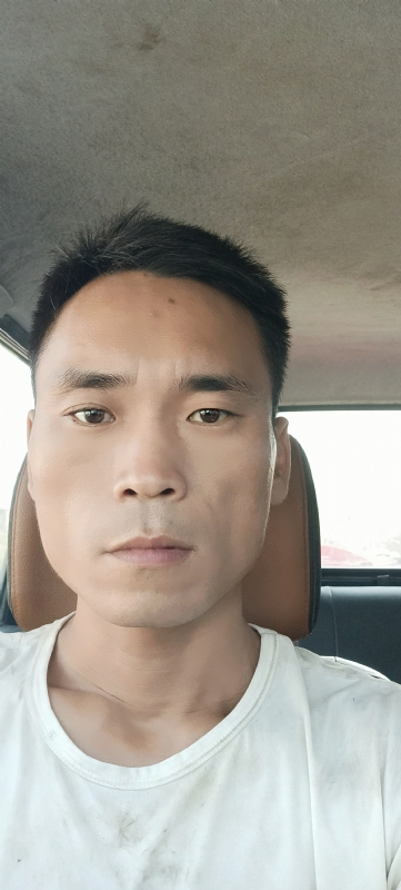 石头的第一张照片--邯郸相亲服务中心