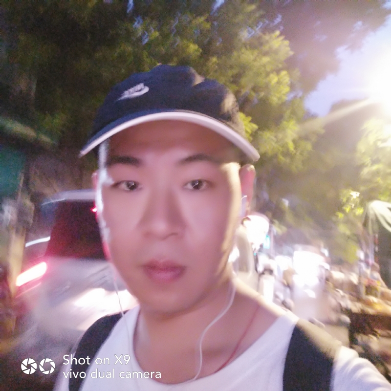 心跳男孩的第一张照片--邯郸相亲服务中心