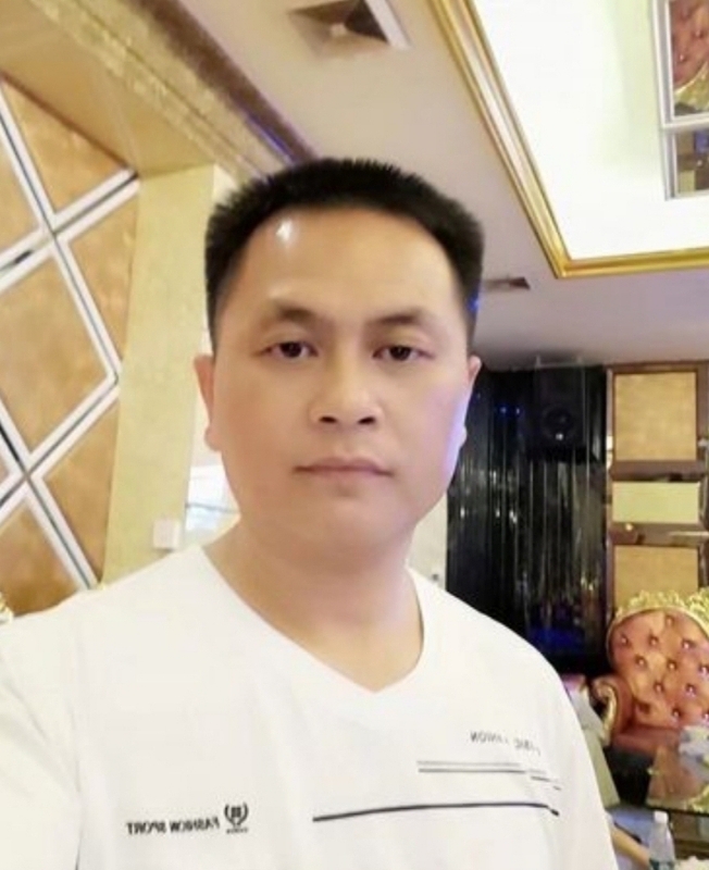 小梁的第一张照片--邯郸相亲服务中心