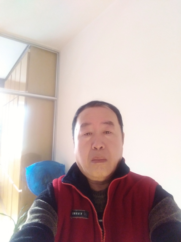 快乐的第一张照片--邯郸相亲服务中心