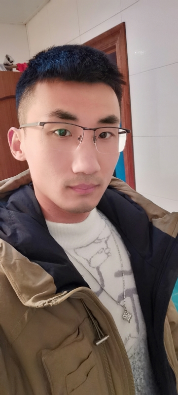闯红灯吐泡泡的第一张照片--邯郸相亲服务中心