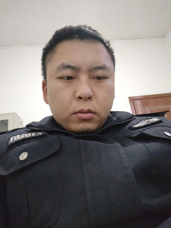 好纠结的第二张照片--邯郸相亲服务中心
