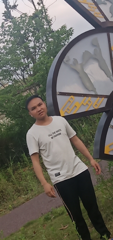 愉快的阳光的第一张照片--邯郸相亲服务中心